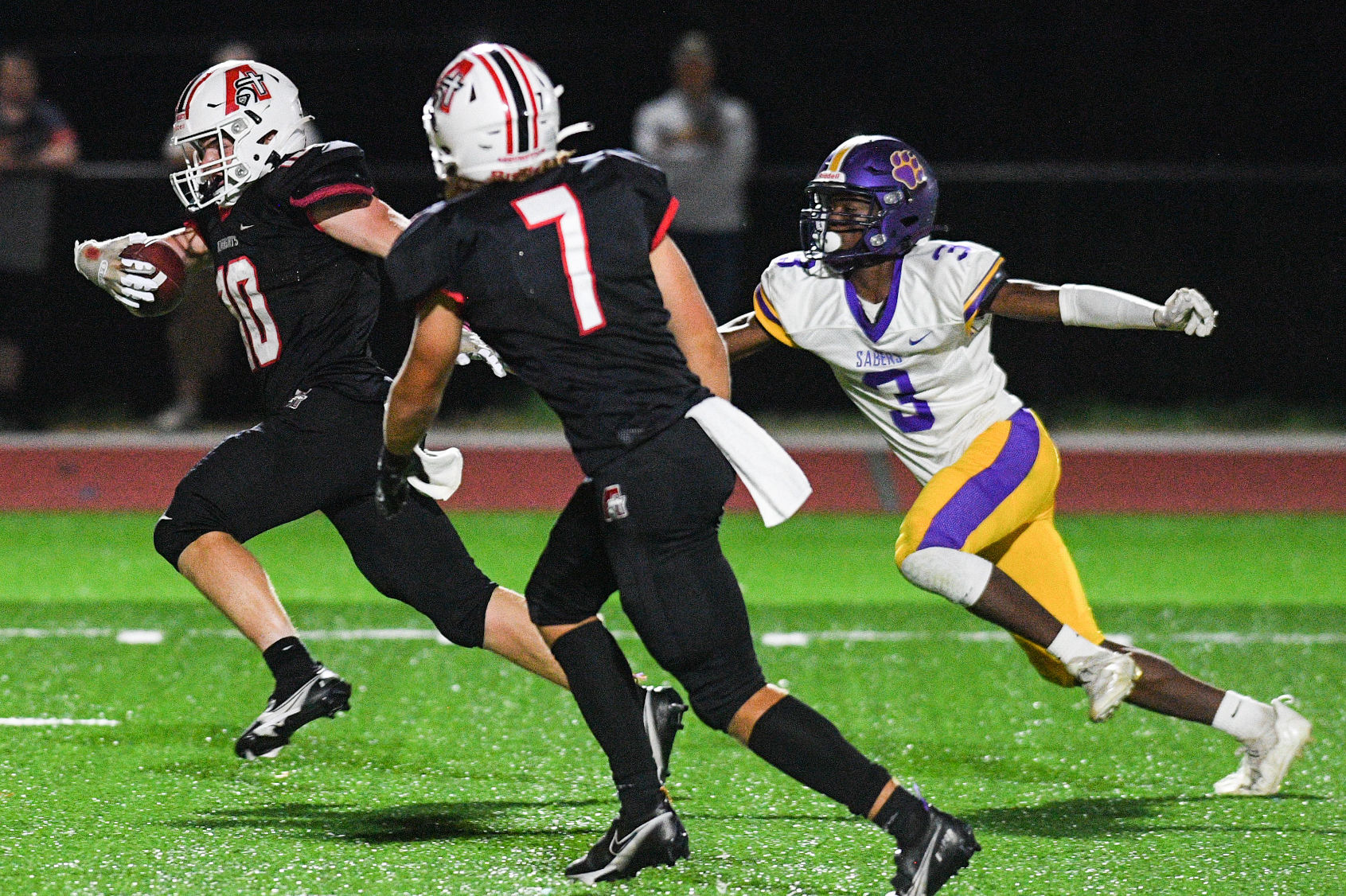 092321-qc-spt-dewitt-assum-fball-019